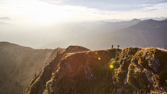 Sonnenaufgangswanderung mit Gipfelfrühstück