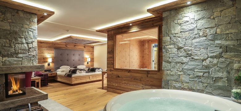 Adults Only Verwöhnhotel KRISTALL****S: Luxus-Wellness-Suite image #1