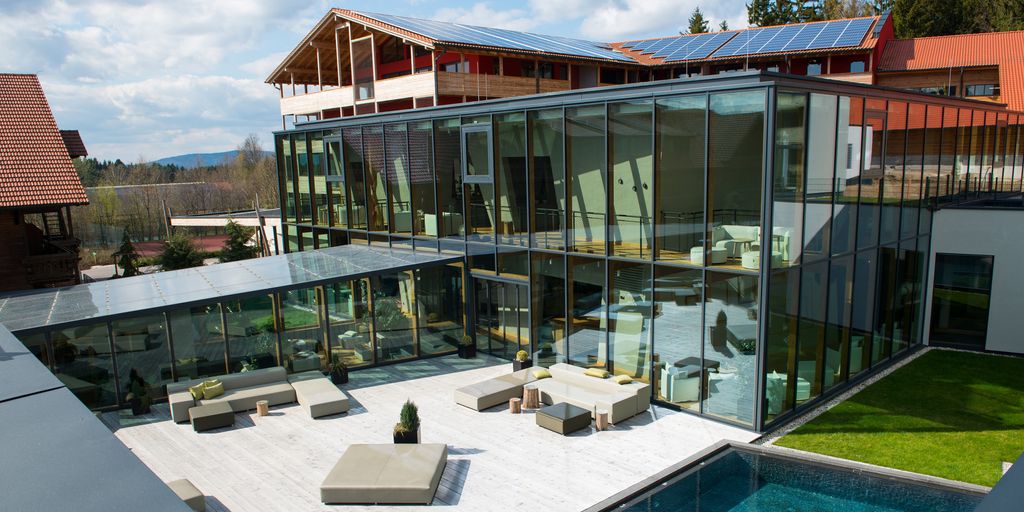 Familotel Bayerischer Wald ULRICHSHOF Nature · Family · Design ...