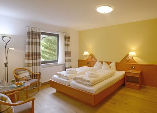 STANDARD Multi-bed Room/Apartment "Alpine Meadow" **** (1/5) - Biohotel Eggensberger