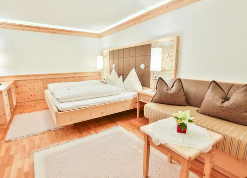 Single room stone pine without balcony (1/1) - Biohotel Schweitzer