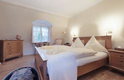 Naturally healthy double room with garden view (8/10) - Schlossgut Oberambach 