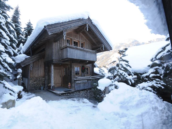 Chalet Holidays For Christmas 2019 Cabins And Chalets In The Alps