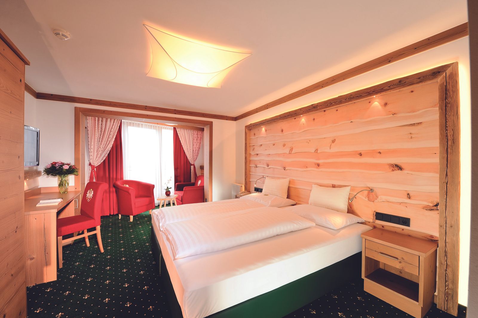 Doppelzimmer De Luxe image 4 - Familotel Seefeld Tirol Das Kaltschmid