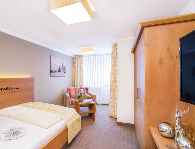 Offer: Single room, 30 m² - Parkhotel Burgmühle