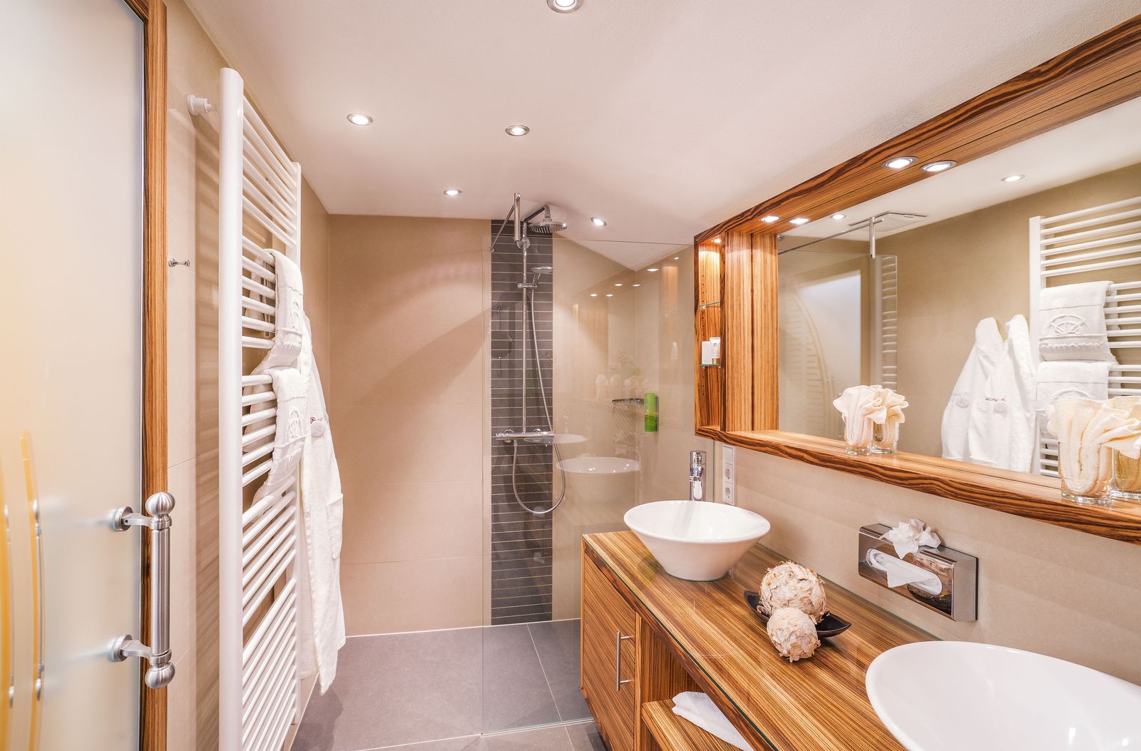 Suite, 54-60 m² image 2 - Parkhotel Burgmühle