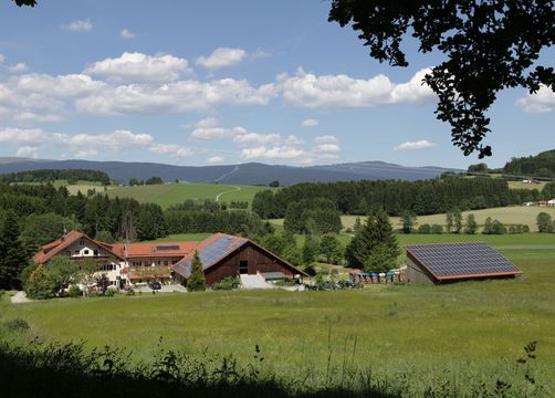 Biohotel Tiefleiten: Inmitten der Natur - BioLandgut Tiefleiten , Breitenberg, Bayerischer Wald, Bayern, Deutschland