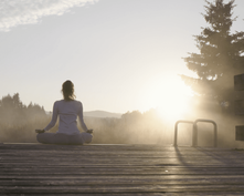 Biohotel Tiefleiten: Yoga in der Natur - BioLandgut Tiefleiten , Breitenberg, Bayerischer Wald, Bayern, Deutschland