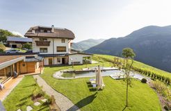 Biohotel Pennhof: Morgenstimmung - Pennhof, Barbian (Bozen), Dolomiten, Trentino-Südtirol, Italien