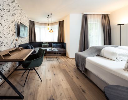 Quellenhof Luxury Resort Passeier: Doppelzimmer Enzian deluxe