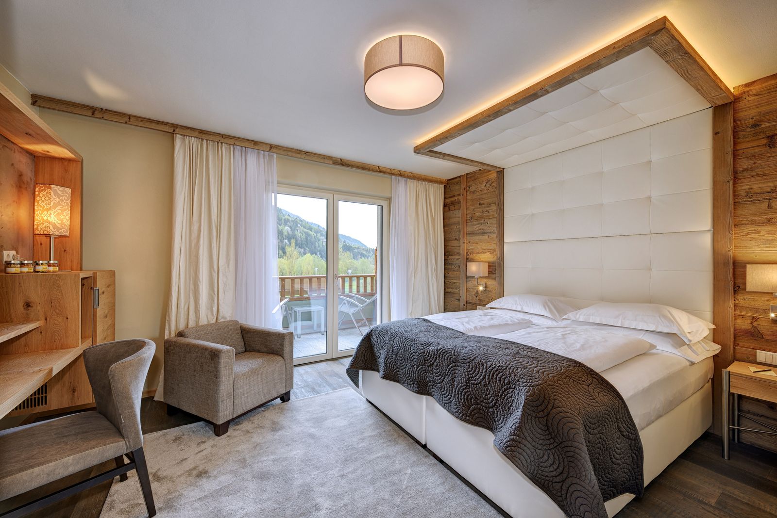 Doppelzimmer Hirzer image 2 - Quellenhof Luxury Resort Passeier