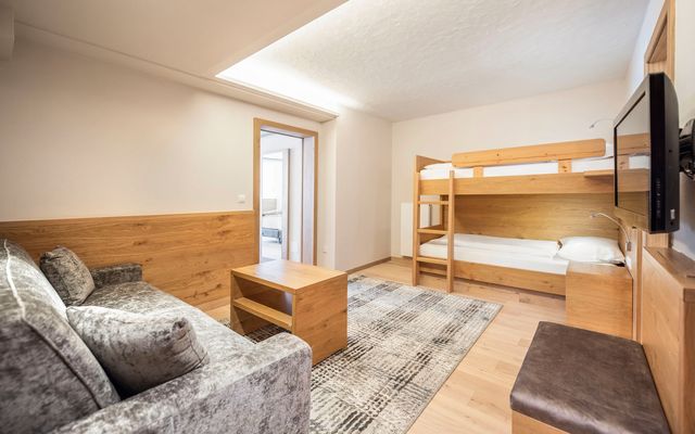 Doppelzimmer Edelweiß deluxe image 4 - Quellenhof Luxury Resort Passeier