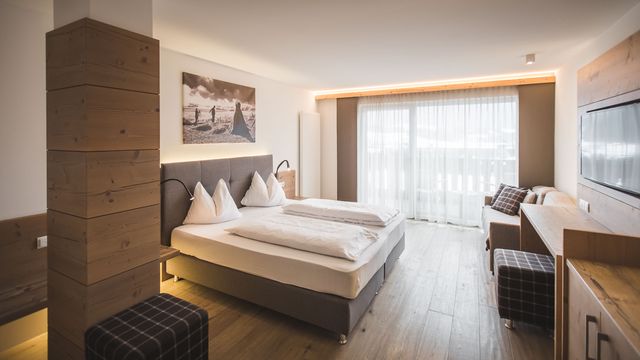 Superior | 35-40m², 1 Raum