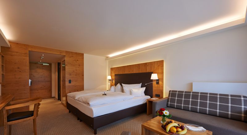 Erdbeere mit Südbalkon und Panoramablick (43 m)