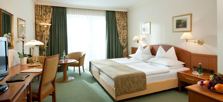 Double room classic at the Hotel Warmbaderhof *****