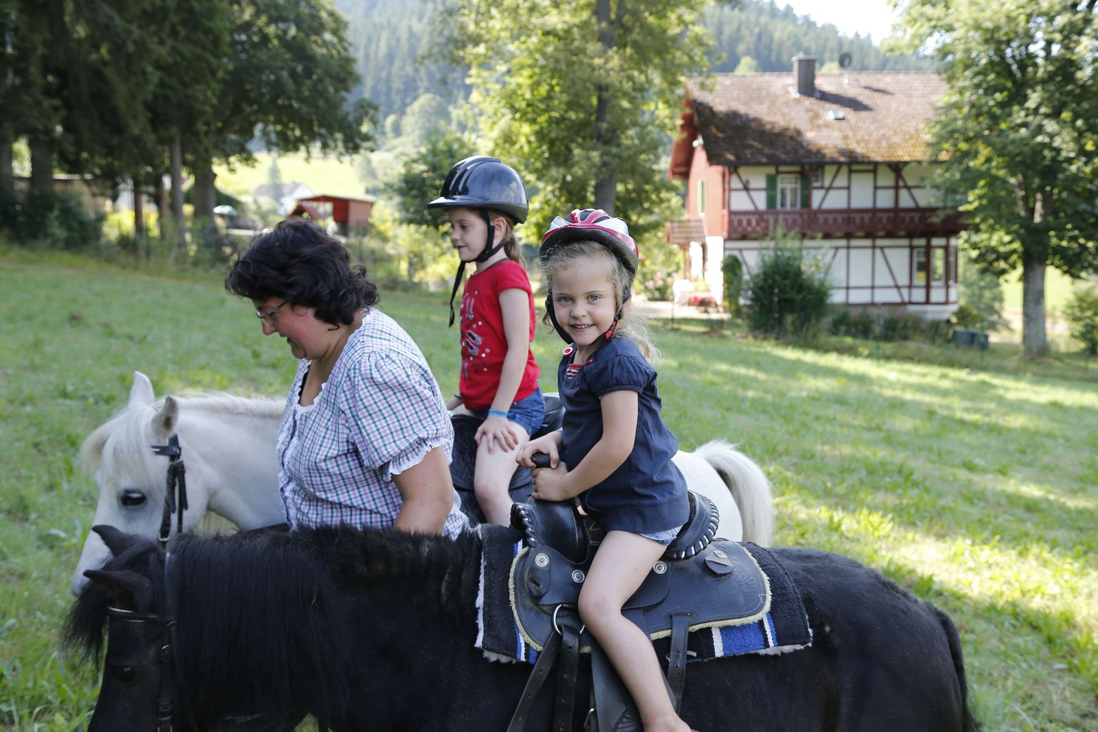Reiten, da strahlt das Kinderherz! Ab aufs Pferd im Familotel FamilienKlub Krug | Familotel Fichtelgebirge