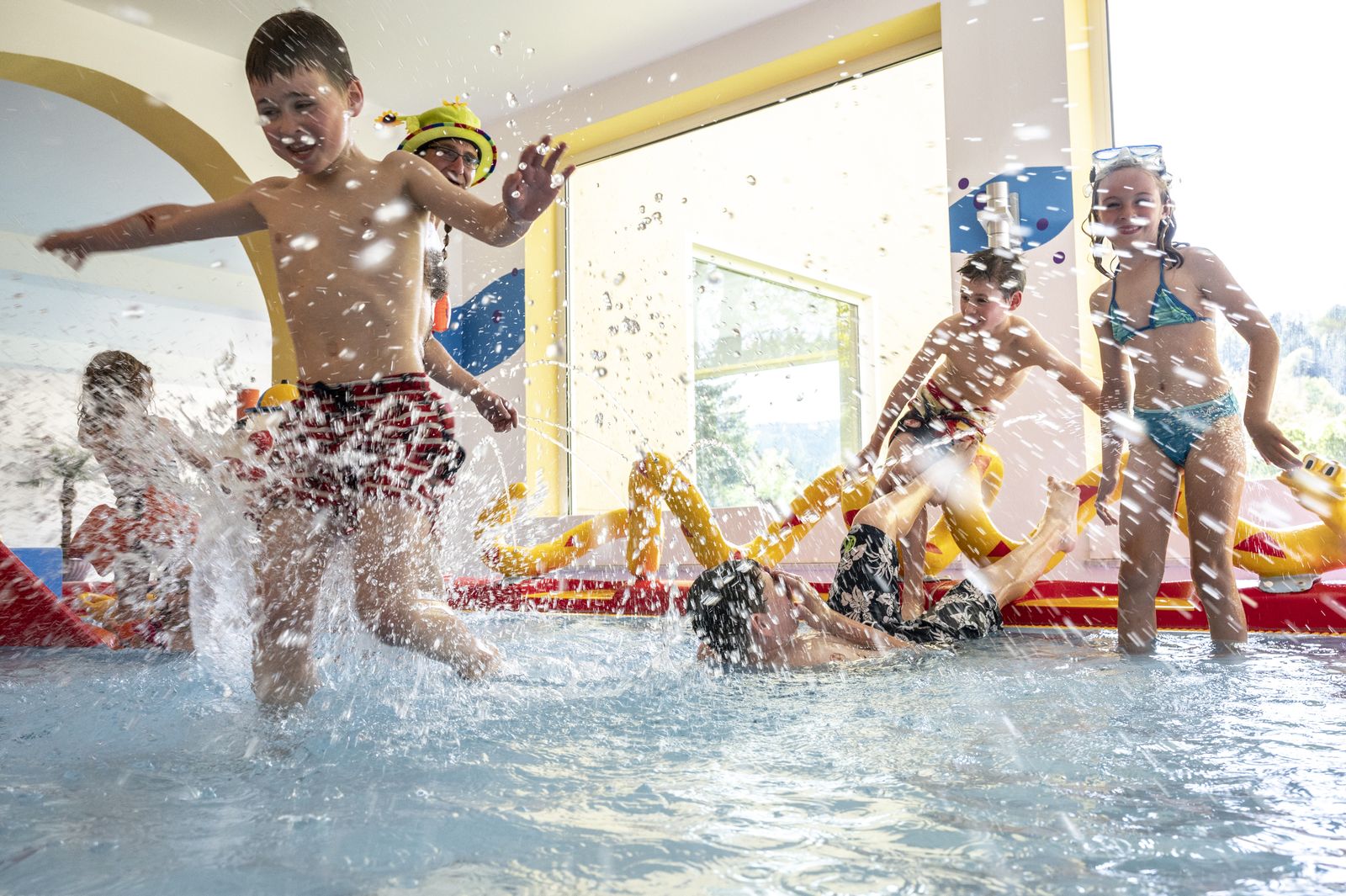Kinderschwimmen im Familotel Mein Krug | Familotel Fichtelgebirge FamilienKlub Krug | Mein Krug | Hotel Krug