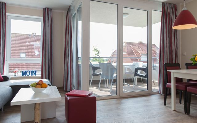 Type D ~ 75 sqm ~ 3 Rooms image 2 - Familotel Nordsee Deichkrone
