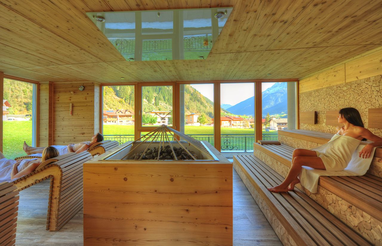 IMP_Familienhotel_Alpenhotel_Kindl_Sauna.jpg