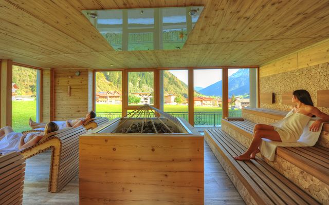 IMP_Familienhotel_Alpenhotel_Kindl_Sauna.jpg