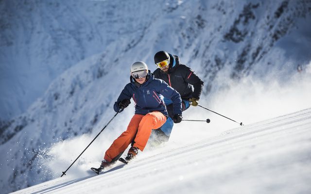 Skistart Angebot image 1 - Familotel Stubaital Alpenhotel Kindl