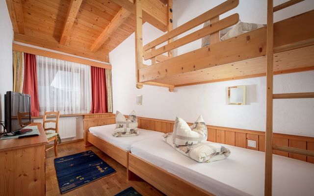BIO-Familiensuite Typ 2 (2 Raum image 3 - Familotel Tirol Landgut Furtherwirt