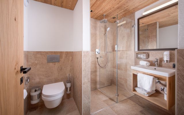 Familienzimmer Typ 2  (1 Raum image 3 - Familotel Tirol Landgut Furtherwirt