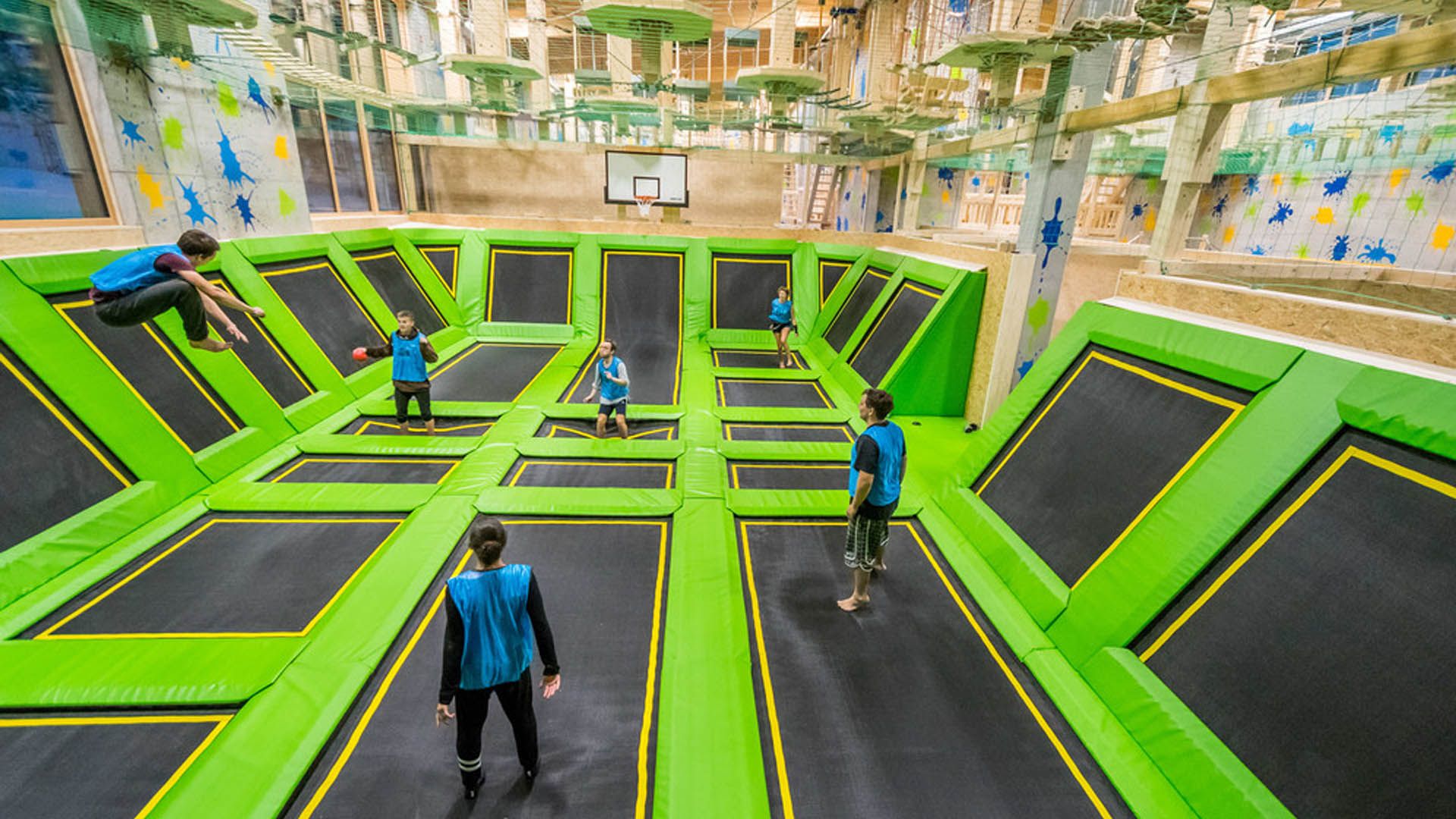 Diese Indoor-Sporthalle im Familotel Feldberger Hof bietet Spaß, Action und Fun der Extraklasse ohne Zeitlimit.