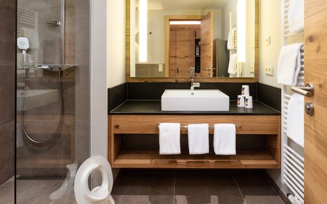 Doppelzimmer "Premium" + Klimaanlage image 4 - Familotel Bayerischer Wald Schreinerhof