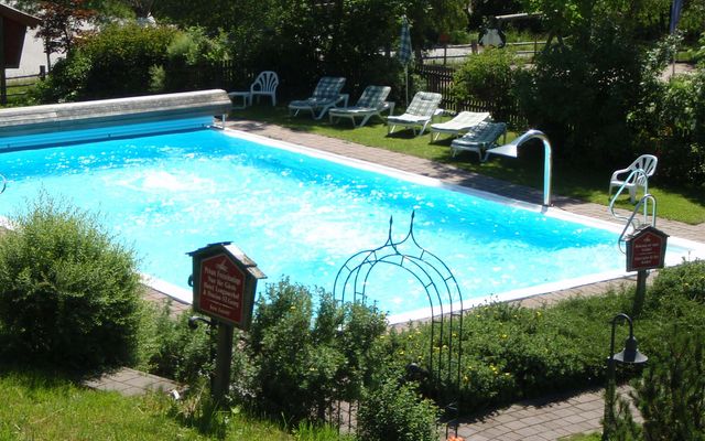 imp_lengauer-hof_outdoor-pool.jpg