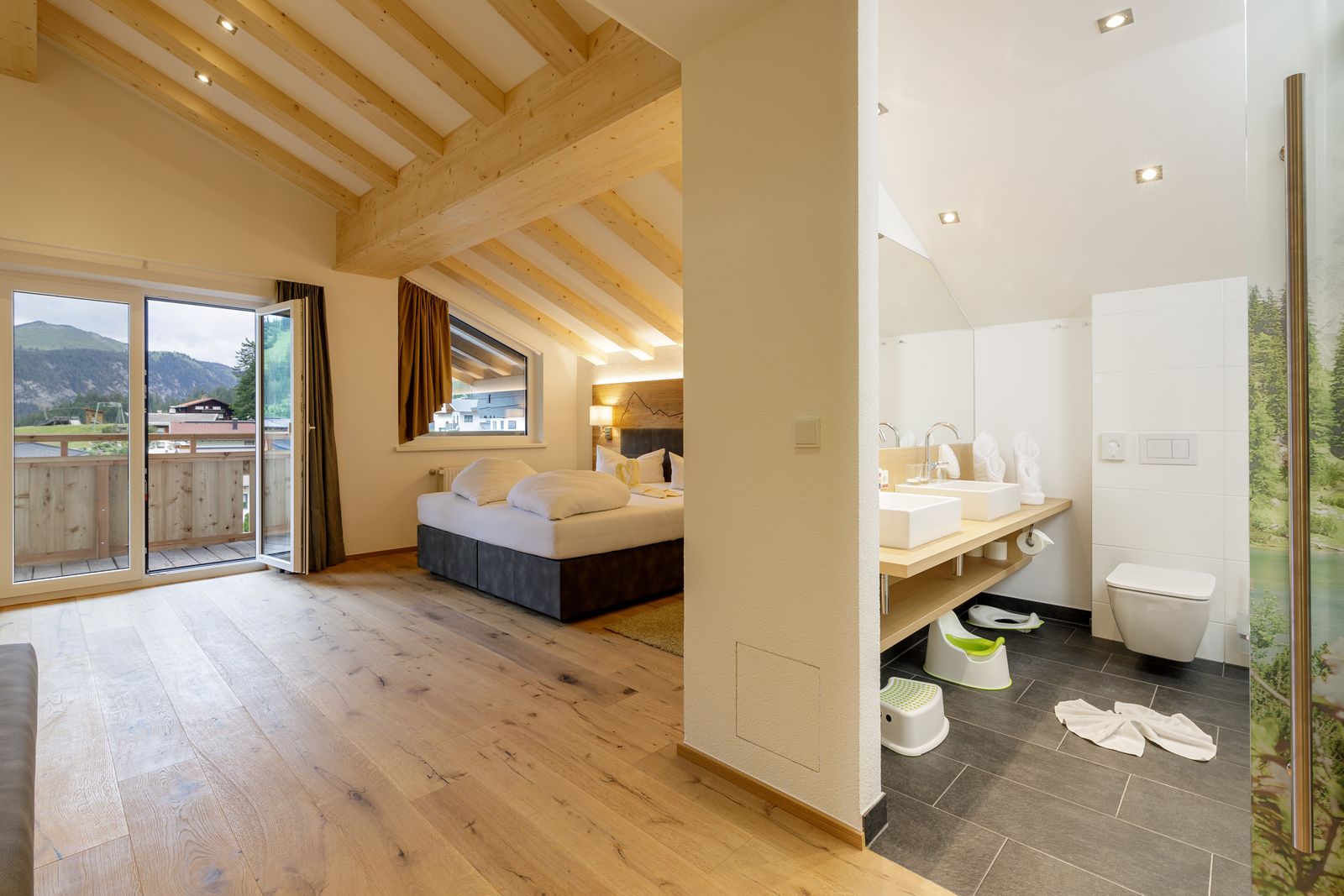 Bärenzimmer Plus image 1 - Familotel Tiroler Zugspitzarena Kaiserhof