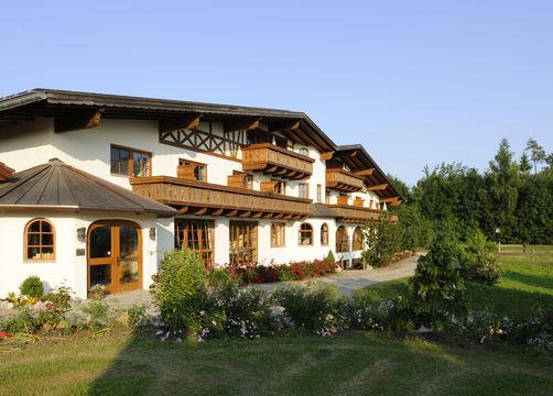 Biohotel Gerbehof: Hotel im Sommer - Naturresort Gerbehof, Friedrichshafen-Ailingen, Bodensee, Baden-Württemberg, Deutschland