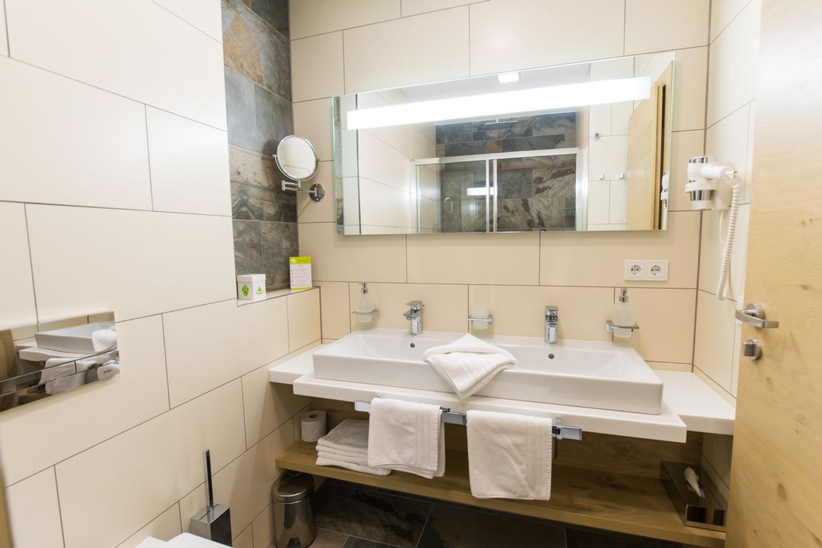 Badezimmer des Family Room im Familotel Böhmerwald | Aigo Familien- & Sportresort