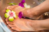 Padabhyanga - Ayurvedische Fußmassage mit der Kaash-Schale