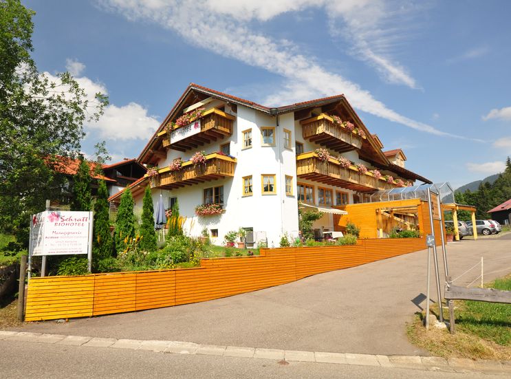 Biohotel Schratt: Vegetarisches und Veganes Biohotel - Berghüs Schratt, Oberstaufen-Steibis, Allgäu, Bayern, Deutschland