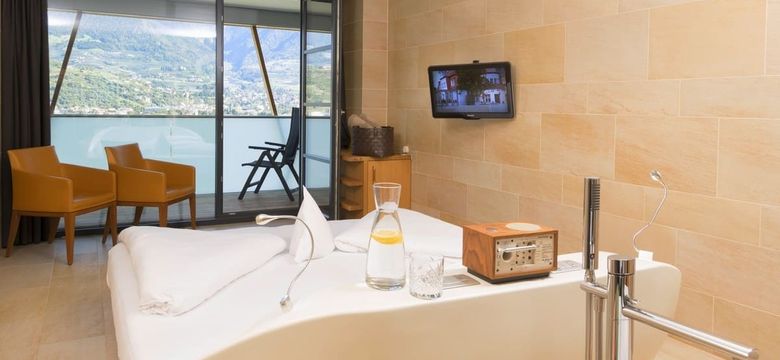 Biohotel Pazeider Südtirol Hotel Zimmer Doppelzimmer Meranblick Romantik