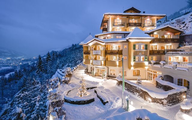 Hotel Winter Aussenansicht