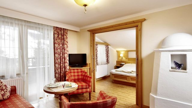 Familienapp. Amethyst mit Ofen