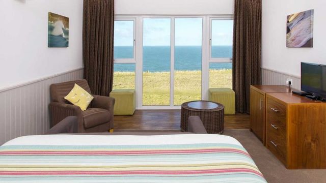 Contemporary Suite