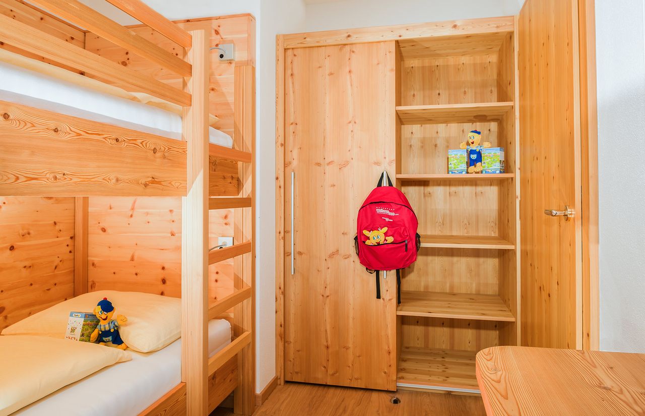 Familienhotel Kreuzwirt - Kinderzimmer