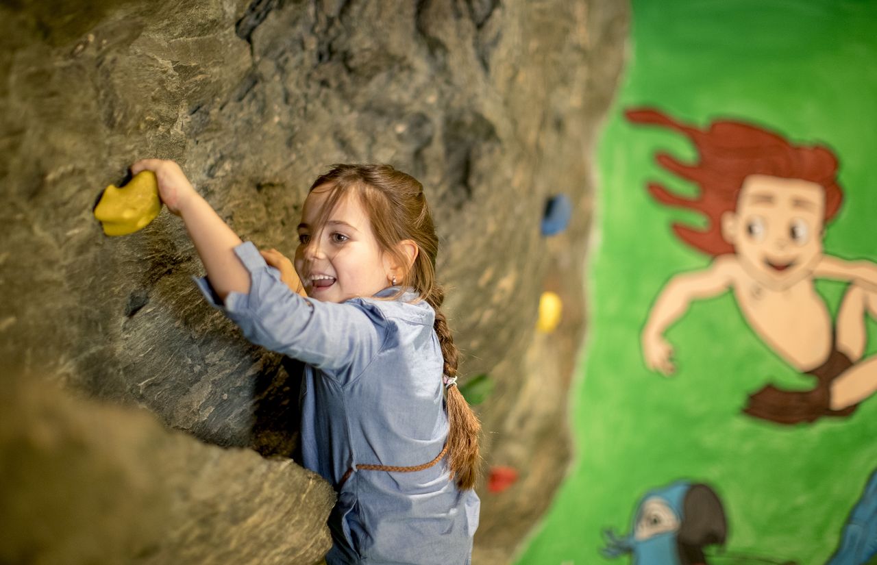 Boulder Kletterspaß für Kinder