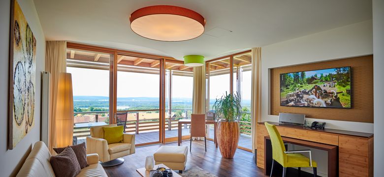 Spa & Genuss Resort Der Birkenhof : Eck Suite 85qm mit Balkon image #1