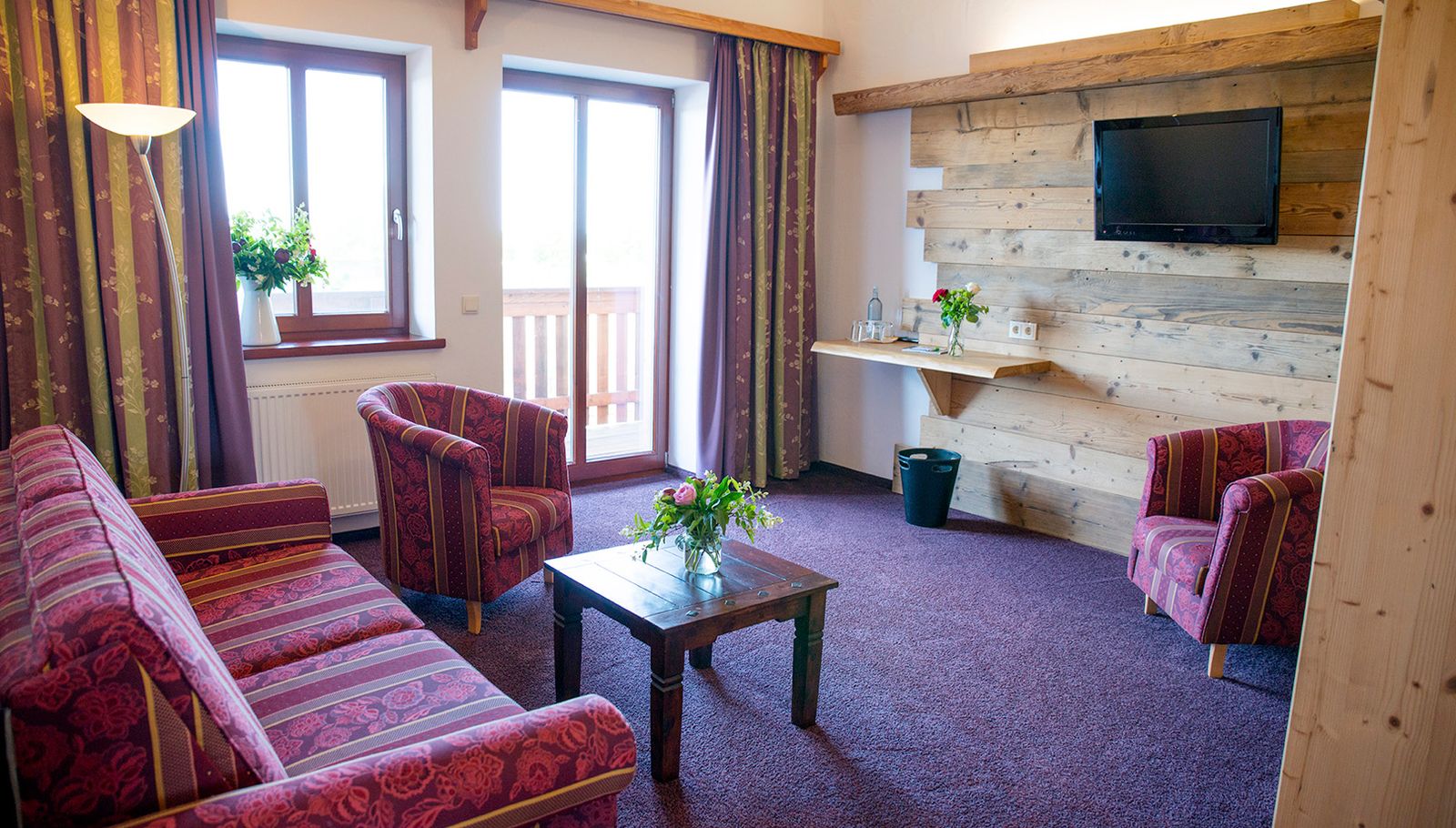 Wohnzimmer Bauernsuite