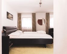 BIO HOTEL Bruggerhof: Zimmer Basic - Bruggerhof – Camping, Restaurant, Hotel, Kitzbühel, Tirol, Österreich