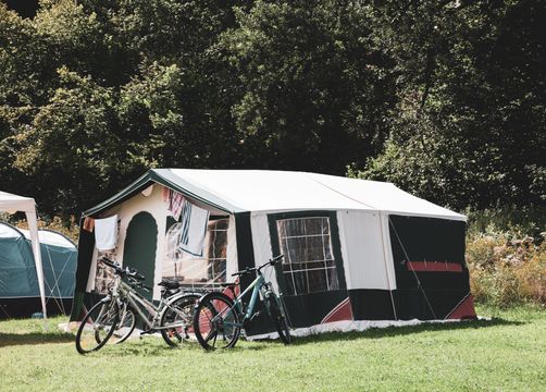 biohotel bruggerhof camping zelt fahrrad (1/1) - Bruggerhof – Camping, Restaurant, Hotel