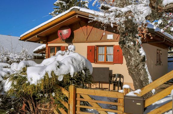 Outside Winter 23, Chalet Zwärgli, Wengen, Berner Oberland, Bern, Switzerland