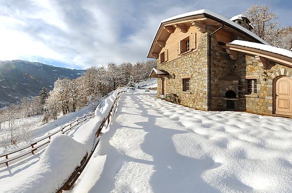 Outside Winter 14 - Main Image, Chalet Anna, Grosotto, Lombardei, Lombardy, Italy
