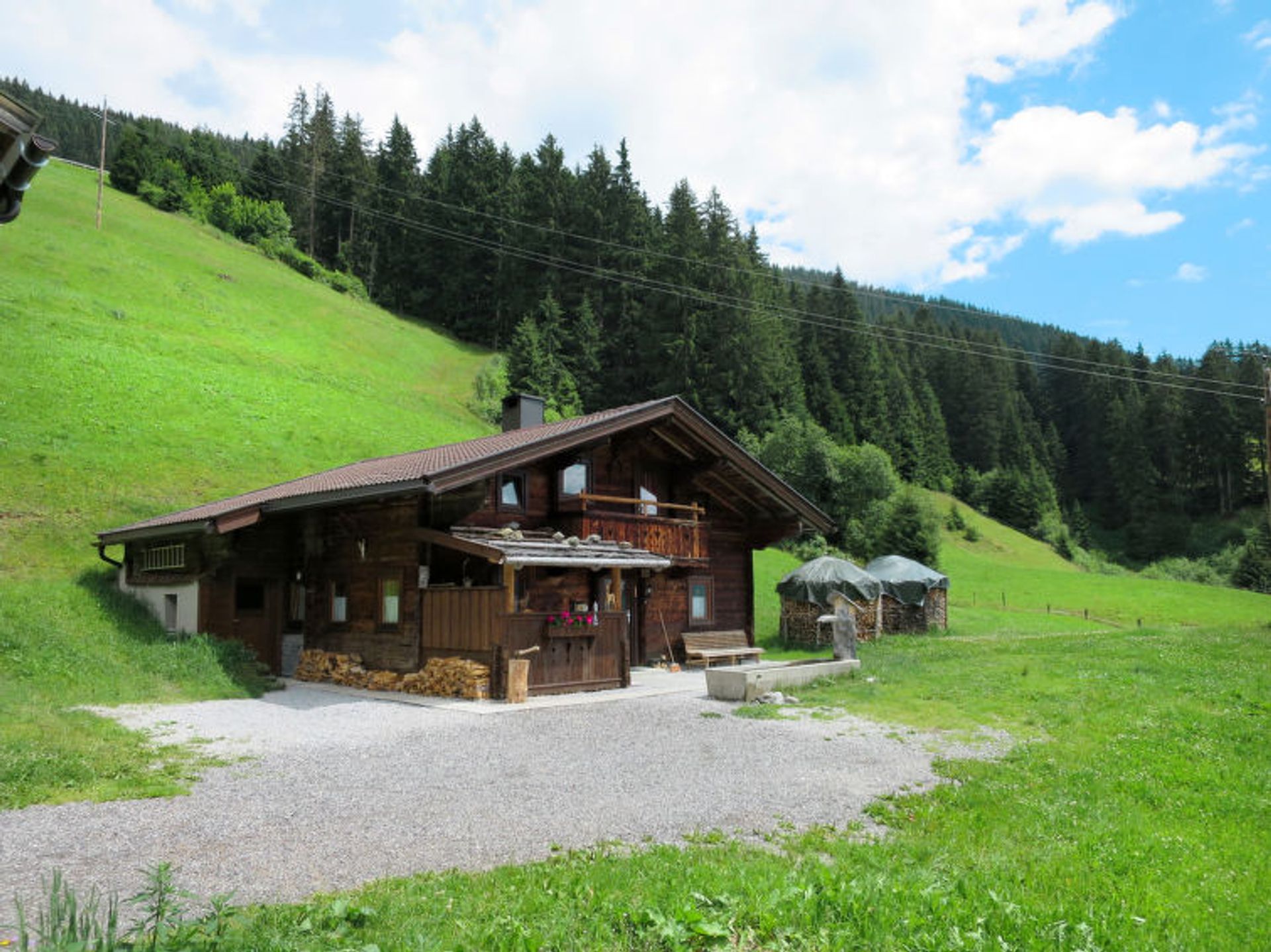 Rent the Chalet Simon in Mayrhofen - Cabins and Chalets in the Alps