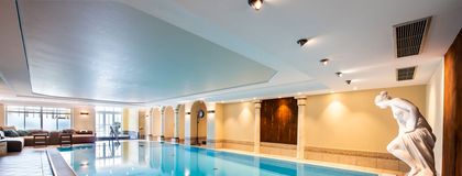 Burghotel Sterr - Wellnesshotel - Innenpool