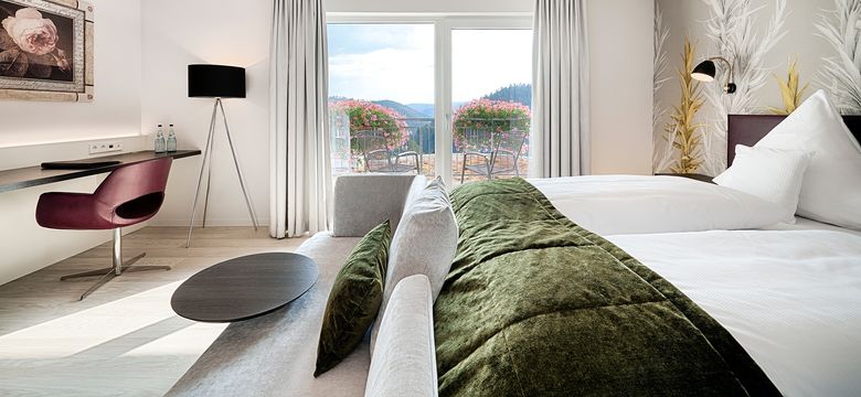 Hotel Kronelamm im Schwarzwald: Comfort double room Talblick image #1